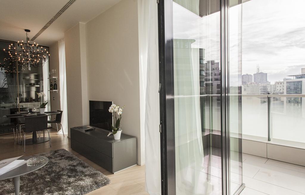Hemeras Boutique Homes - Design Flats Near The City Center Milán Exteriér fotografie
