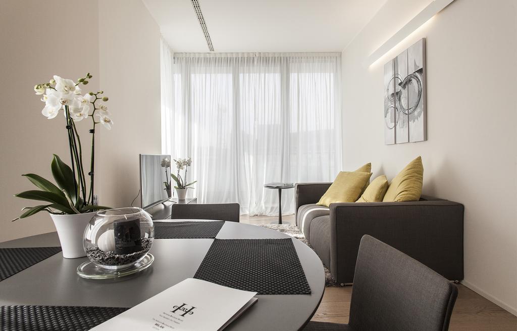 Hemeras Boutique Homes - Design Flats Near The City Center Milán Exteriér fotografie